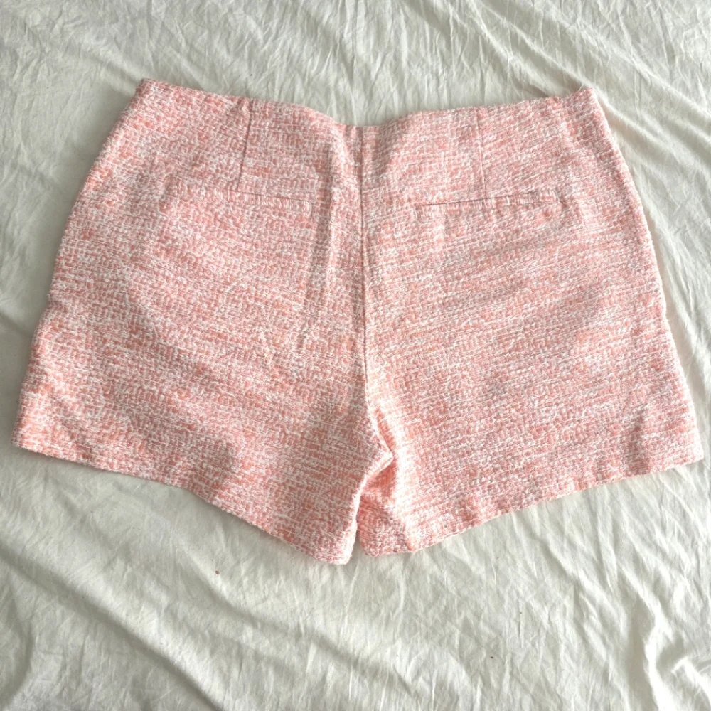 Southern Tide Shell Pink Kait Tweed Shorts 10 - Picture 2 of 7